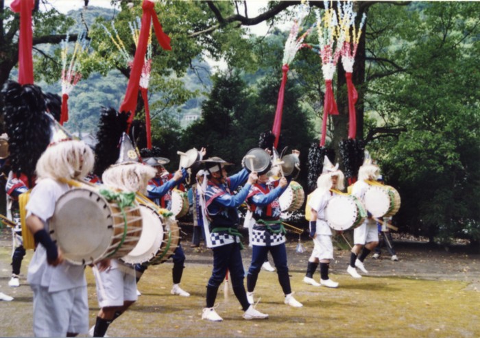 磯鶴嶺神社にて