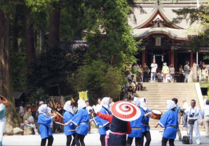 花尾神社にて