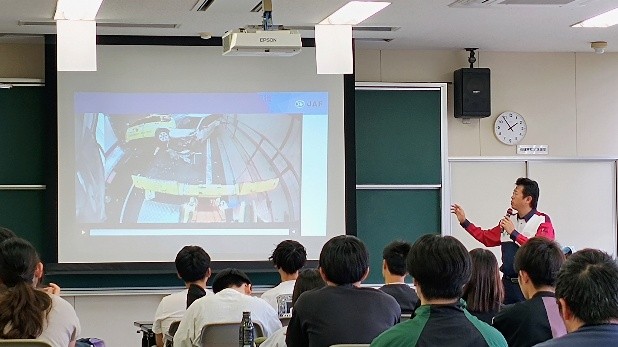 交通安全指導が行われました画像3