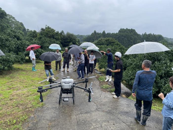 ドローン防除