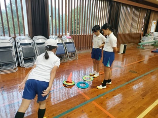 さ
