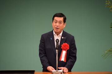 知事写真