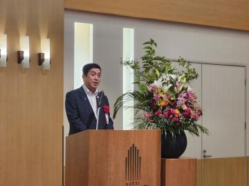 知事写真