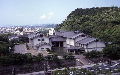 歴史・美術センター黎明館