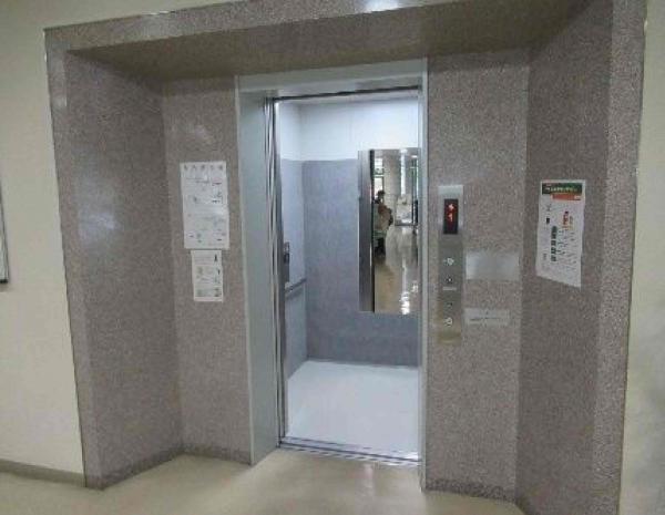知的障害者福祉センターエレベーター