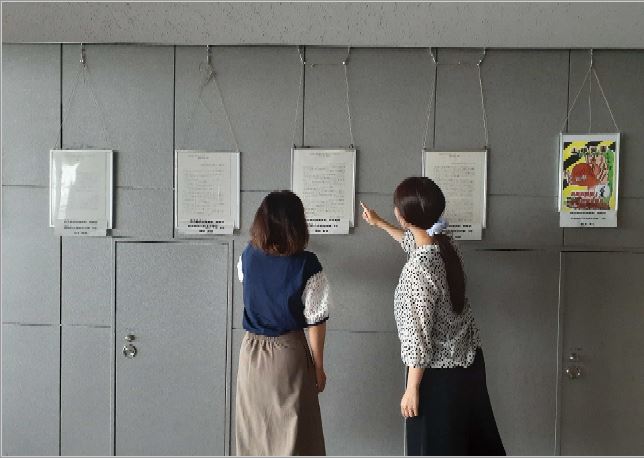 パネル展