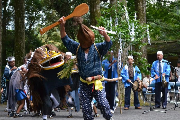 大平の獅子舞場取り