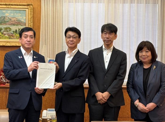 1008知事手交
