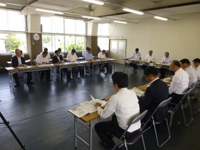 総務委員会伊佐市での意見交換会の様子