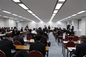 第３回常任委員会の様子１