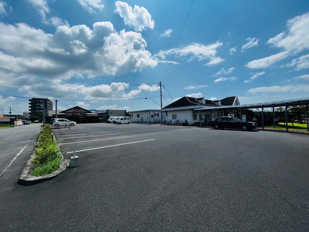 志布志駅駐車場