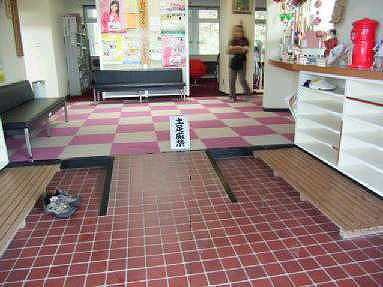 玄関屋内2