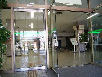 玄関屋内1