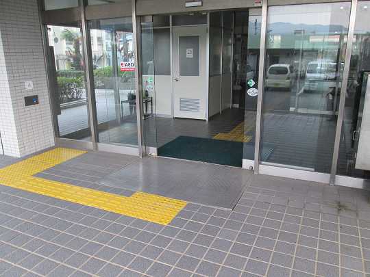 玄関屋内1