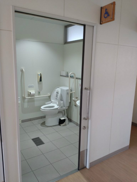 トイレ扉