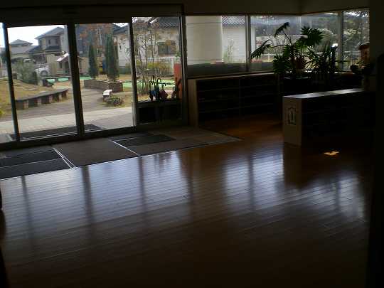 玄関屋内1