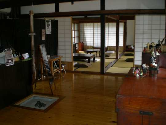 玄関屋内2